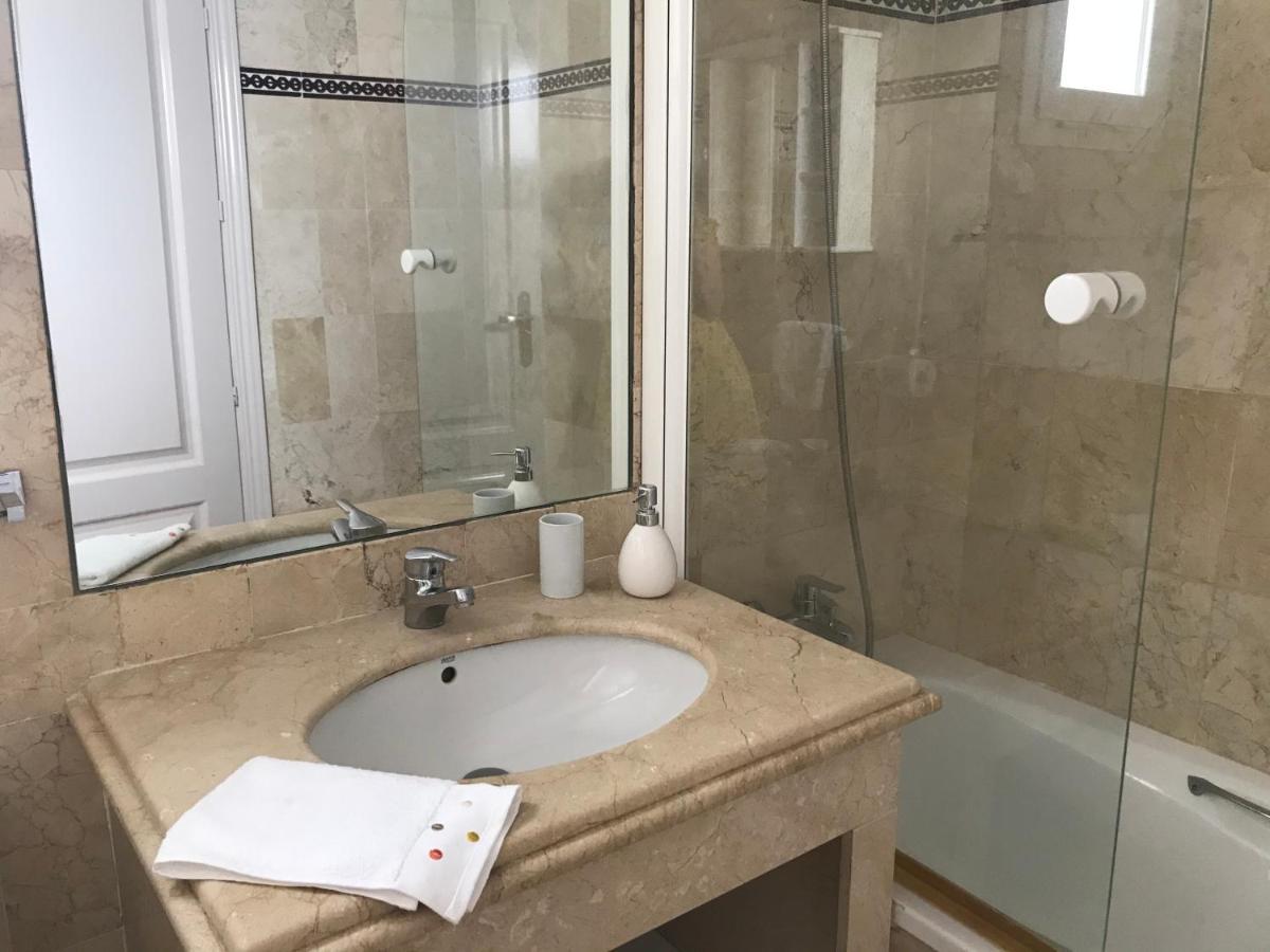 Apartment Costalita, Direct Beach Access, Ground Floor, Salt Water Pool Estepona Exterior foto